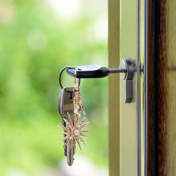 WRISTBIQUE Sun Keychain Zinc Alloy For present Giving 1Pcs 5.3X2.4X0.7In