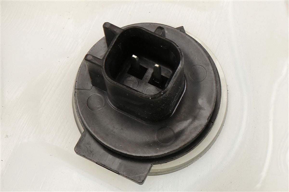 Windshield Washer Fluid Reservoir
