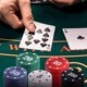 thumbnail image 3 of Juego de fichas de póquer de 100 piezas, fichas de casino para ruleta de póquer, contadores de conteo con fichas de juego de colores de valor, fichas de juego para aprendizaje de m, 3 of 5