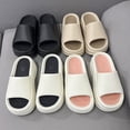 thumbnail image 2 of 2024 Nuevas zapatillas de mujer antideslizantes con suela blanda elevada, suela blanda de EVA gruesa, plataforma para el hogar, ropa de calle de una línea, sandalias de playa de verano, 2 of 3