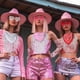 thumbnail image 5 of Bandana JIANGLAI con Flecos y Rhinestone con Gafas de Sol en Forma de Corazón Rosadas, 5 of 9