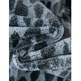 thumbnail image 6 of Unique Loom Kamala Washable Collection Area Rug - Animal print (7' 10" Round Navy Blue/Ivory), 6 of 8
