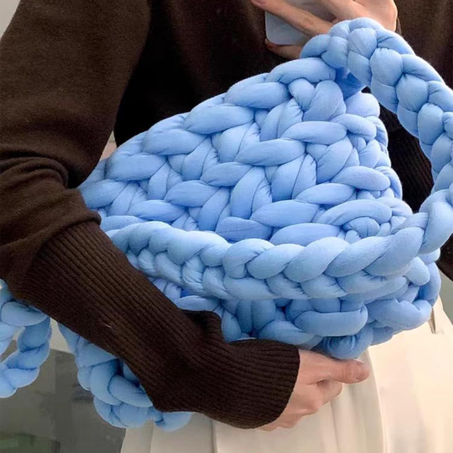 Hand Knitting Chunky Blanket Yarn : Big Twist Yarn for Arm Knitting,Soft Cozy Giant Yarn,Super Chunky Yarn for Knitting Blankets, Doormats, Pet Houses, Cushions and Rugs,26Yards,1.1 lbs (Blue)