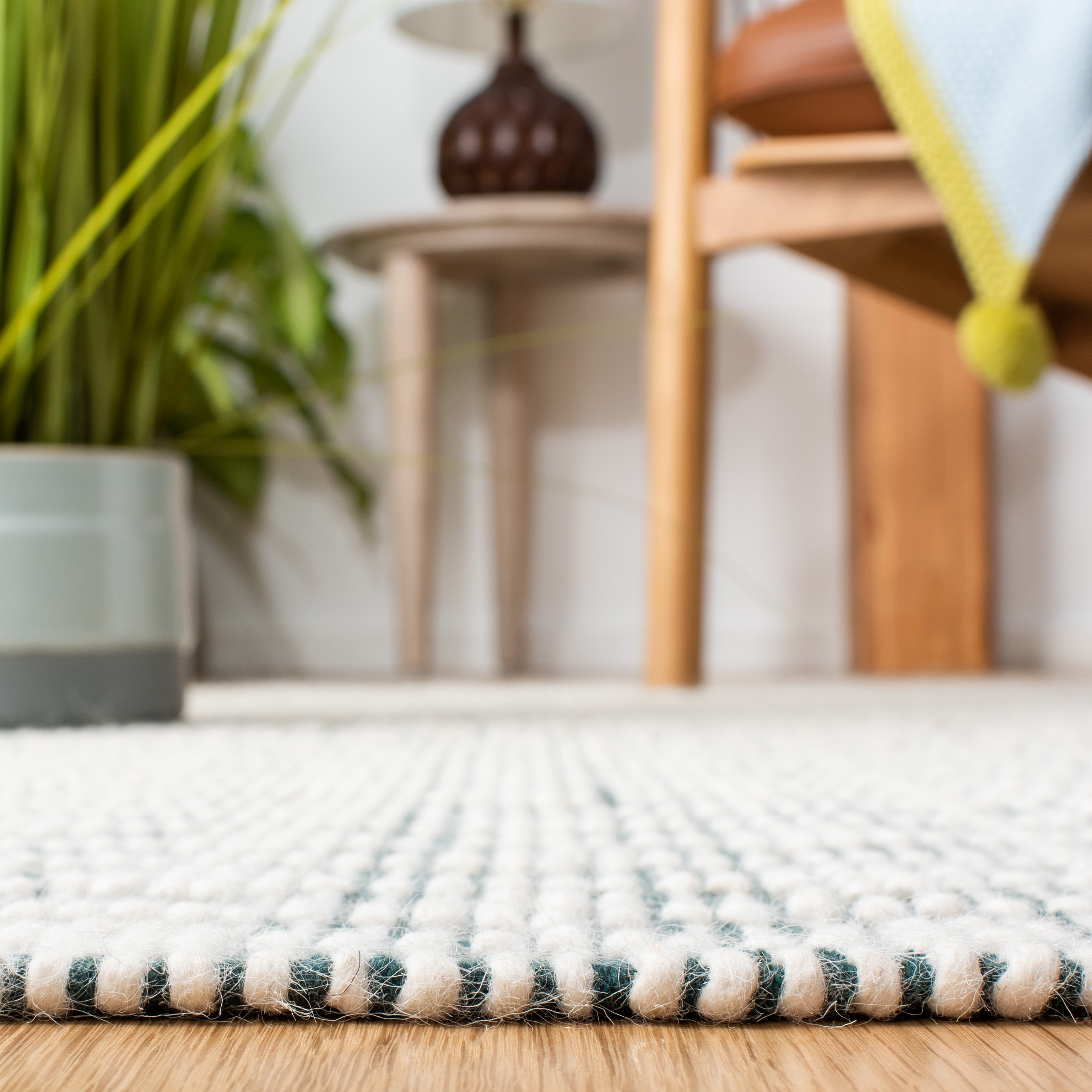 Safavieh Natura Cordelia Southwestern Wool Area Rug, Green, 6' x 9'