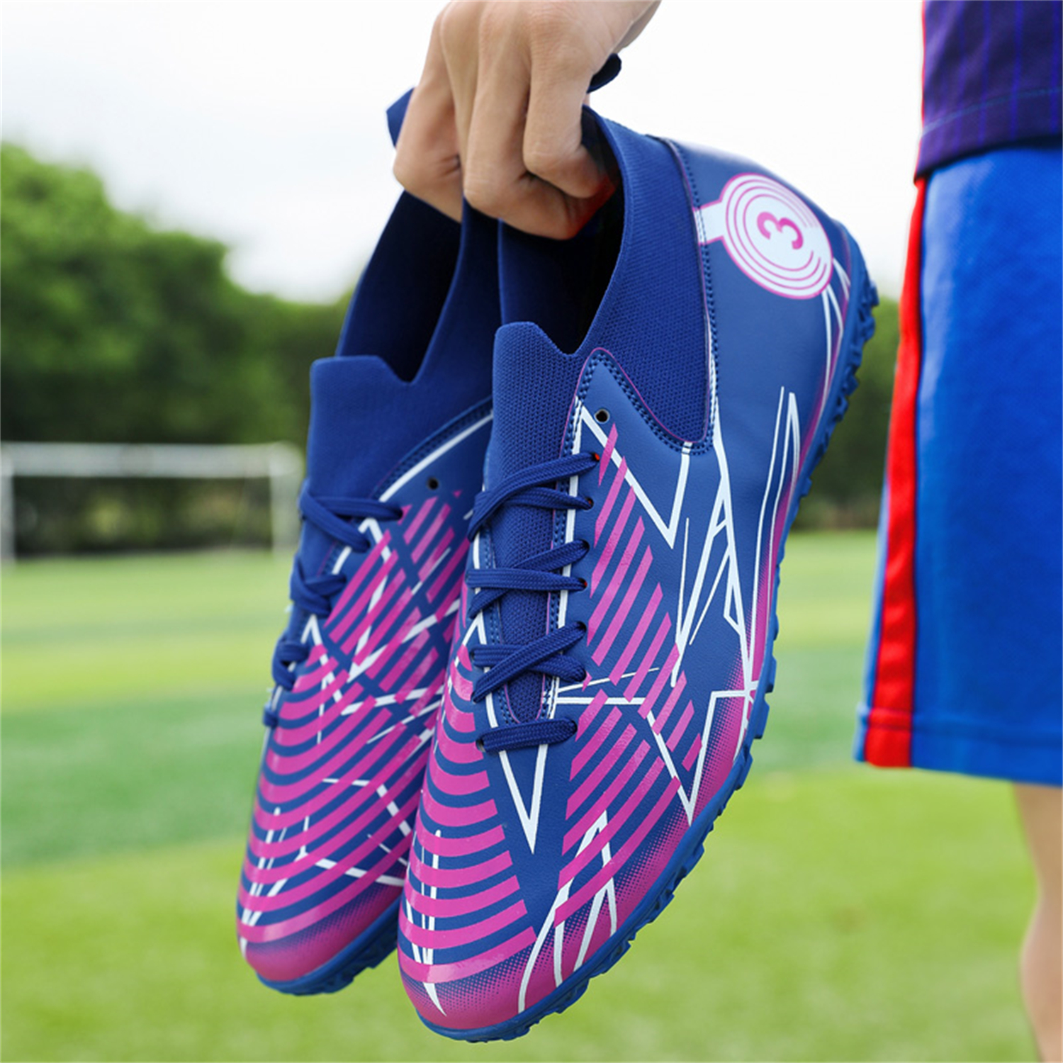 Luxury Gold Children Football Shoes Soccer Boots Kids for Boys Girls  Teenager Sneakers Students Cleats Running Training Outdoor