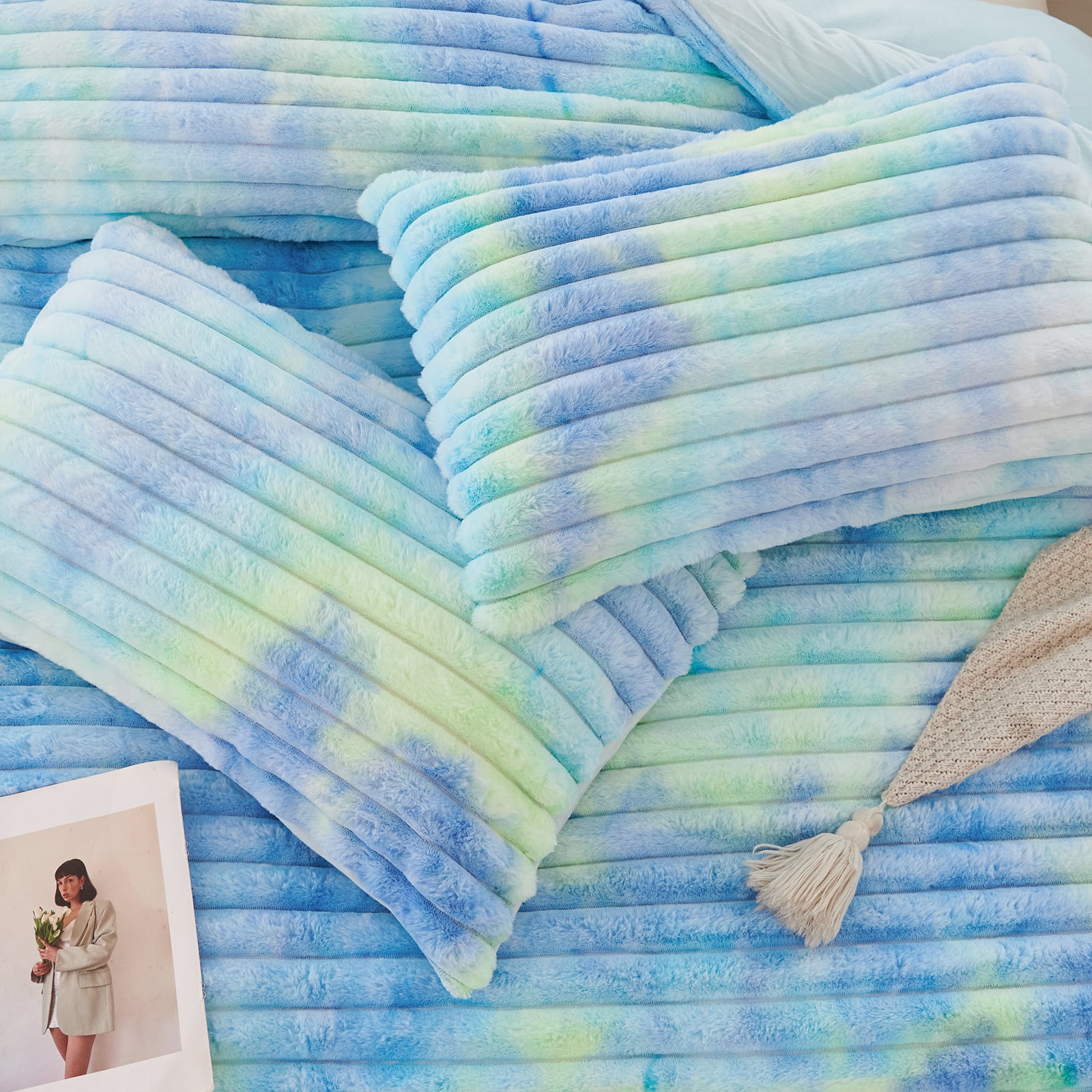 ZRNBAST Fluffy Queen Comforter Set, Tie-dye Blue Green Plush Fleece Bedding, Super Soft Faux Fur Bed Set, Soft Warm Comforter All Season with 2 Pillowcases(Blue Green,Queen)