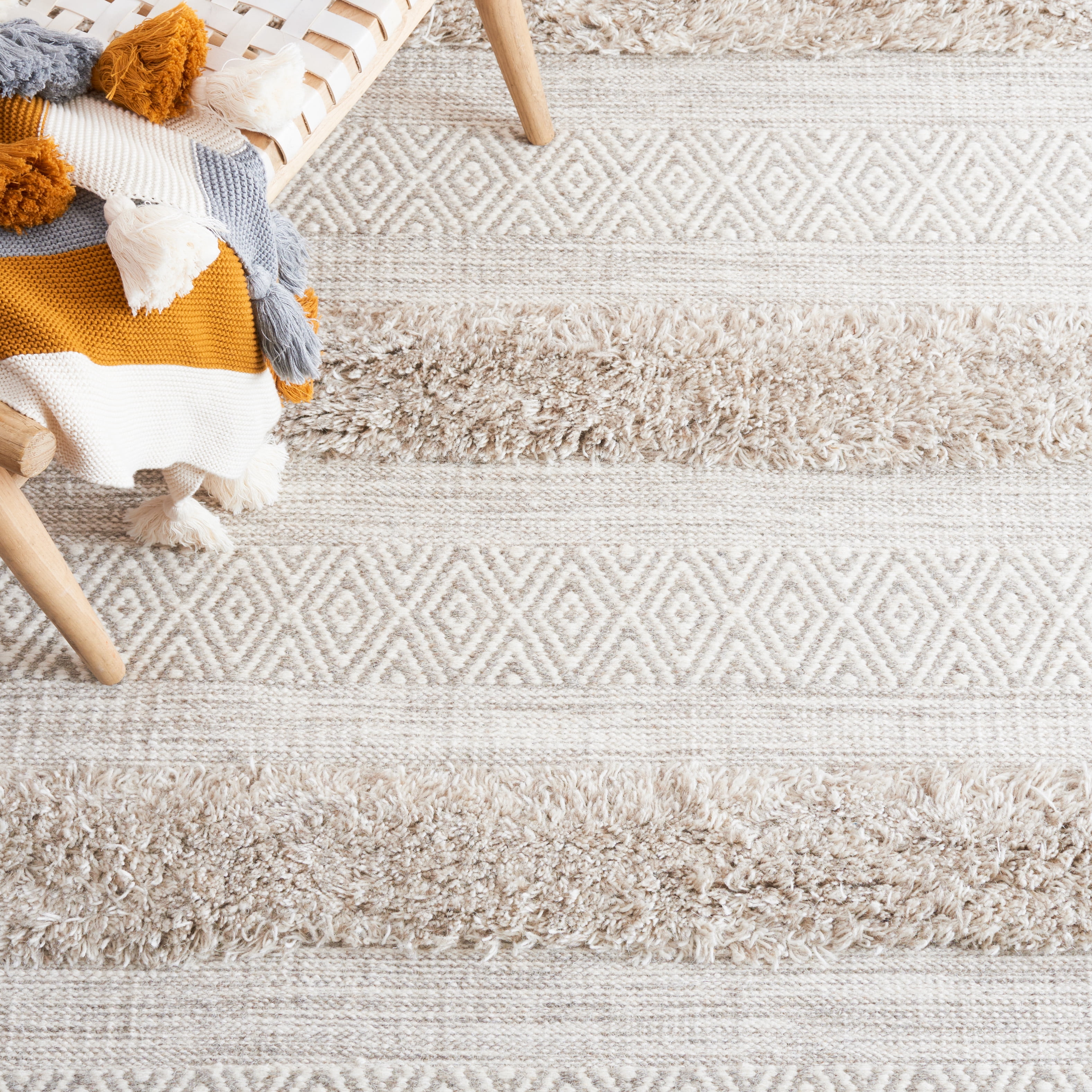 SAFAVIEH Vermont Zavier Stripe Area Rug, Beige/Grey, 8' x 10'