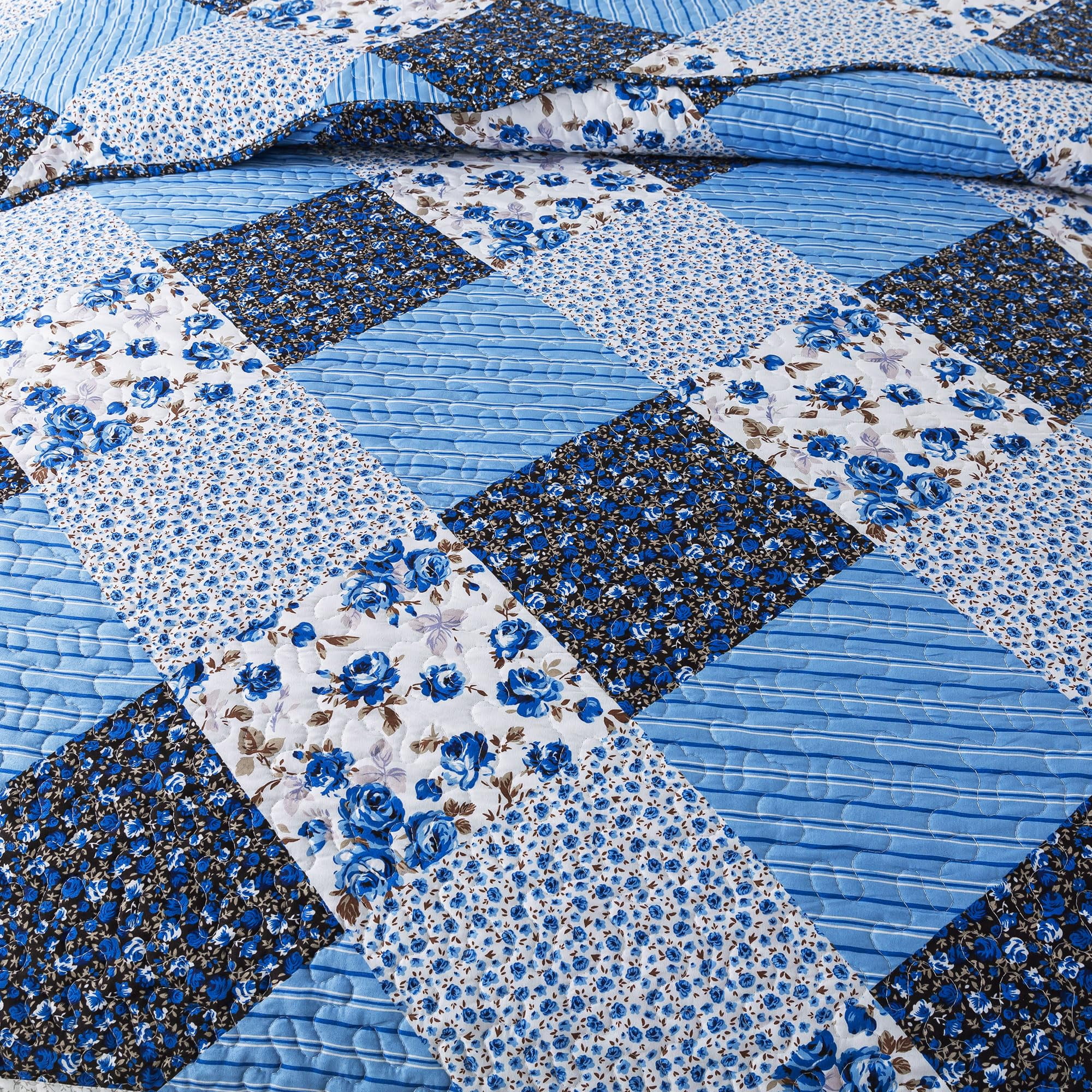 HoneiLife Quilts King Size - 3 Piece Microfiber Quilt set Reversible Bedspreads Patchwork Coverlets Floral Bedding Set All Season, Blue and White