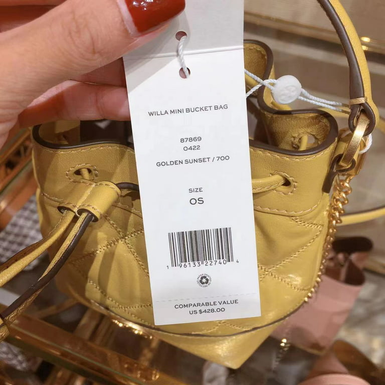 Tory Burch Willa mini bucket bag review and what fits inside 
