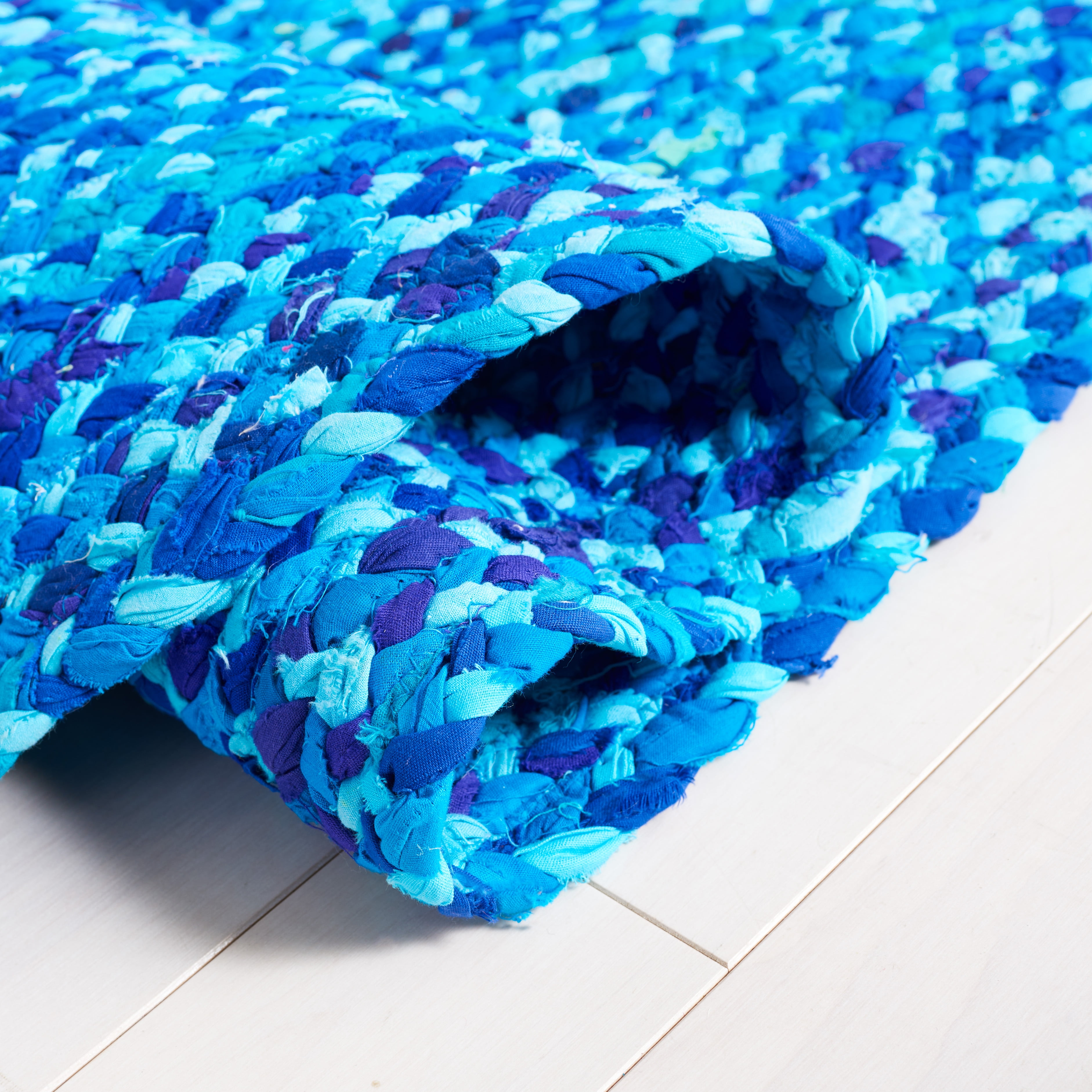 SAFAVIEH Braided Calvin Transitional Cotton Reversible Area Rug, Turquoise, 7' x 7' Round