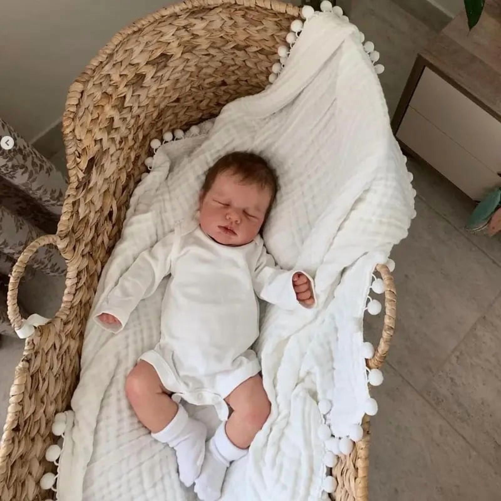 iCradle Lifelike Reborn Baby Dolls 19 inches 48 CM Realistic Sleeping Adorable Newborn Baby Dolls Real Life Doll Gift for Kids Age 3+