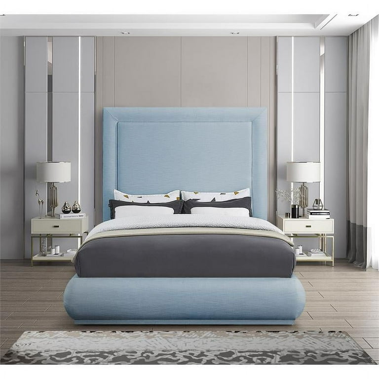 Meridian Furniture Brooke Linen Fabric King Bed Meridian Furniture Brooke Linen Fabric King Bed