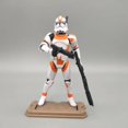 thumbnail image 1 of Figura de acción suelta de Star Wars Legacy Collection Utapau, soldado blanco y naranja, 3,75", 1 of 3