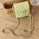 thumbnail image 3 of Bolsos de mensajero con cadena para mujer, carteras de diseño lujoso con entramado de diamantes, bolsos cruzados para mujer, bolsos pequeños con forma de lápiz labial y bolas doradas, 3 of 4