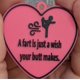 thumbnail image 3 of Collar colgante en forma de corazón | Grabado "Los pedos son solo tu trasero haciendo ruido" | Regalo divertido para amigos y parejas | Joyería de acero inoxidable | Accesorio de humor único, 3 of 3