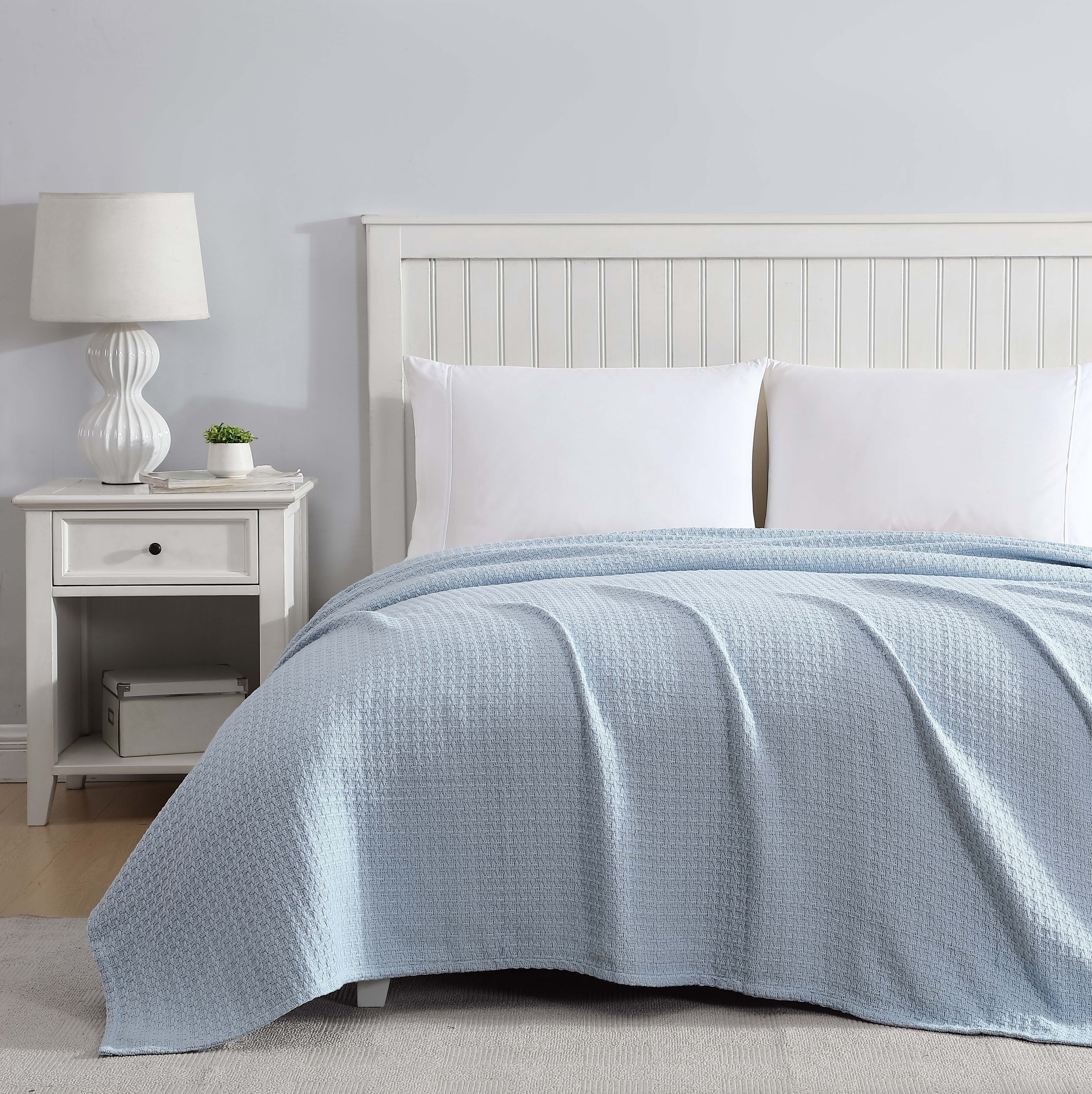 Beatrice Home Fashions, Grand Hotel Woven Cotton Blanket, Full/Queen, Pearl Blue