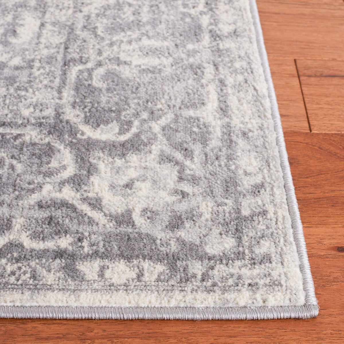 SAFAVIEH Brentwood Cherette Oriental Runner Rug, 2' x 9', Grey/Light Grey