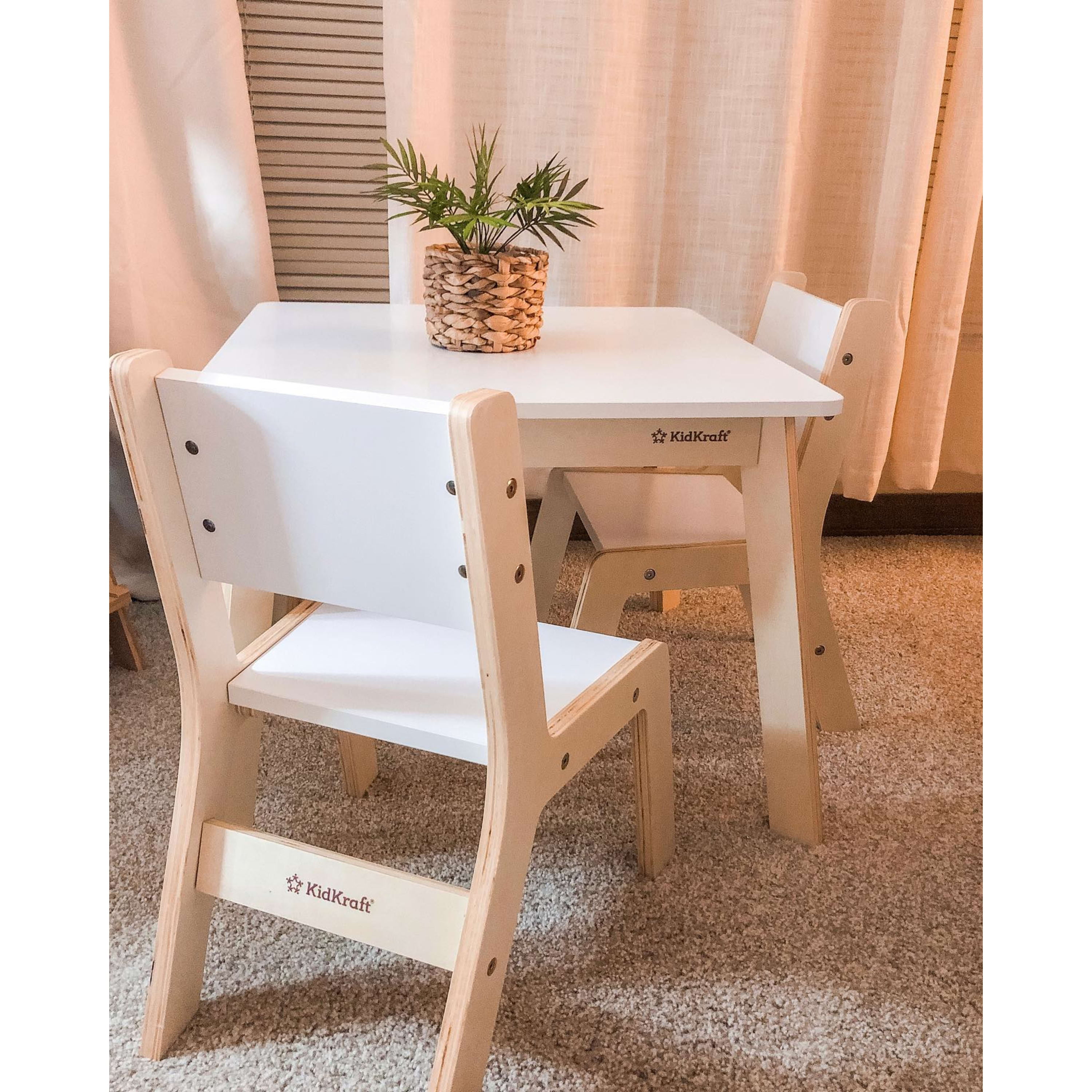 Contemporary table and chair set - FARMHOUSE - Pottery Barn Kids - wooden /  child's / girl's