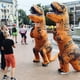 thumbnail image 5 of Disfraz inflable de dinosaurio Piamif para adulto, T-Rex, marrón, 5 of 8