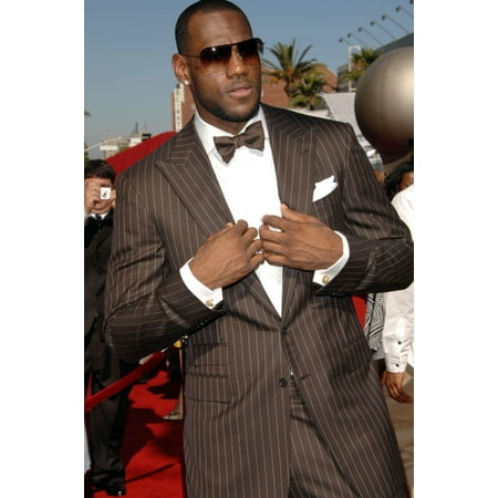 Lebron James At Arrivals For 2007 Espy Awards The Kodak Theatre Los Angeles Ca July 11 2007 Photo By Dee CerconeEverett Collection
