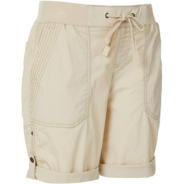 black khakis shorts