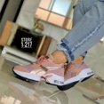 thumbnail image 1 of 2023 Zapatos De Las Mujeres De La Moda De Otoño E Invierno Nuevo Dedo Del Pie Redondo Suela Gruesa Transpirable Deportivos, 1 of 3