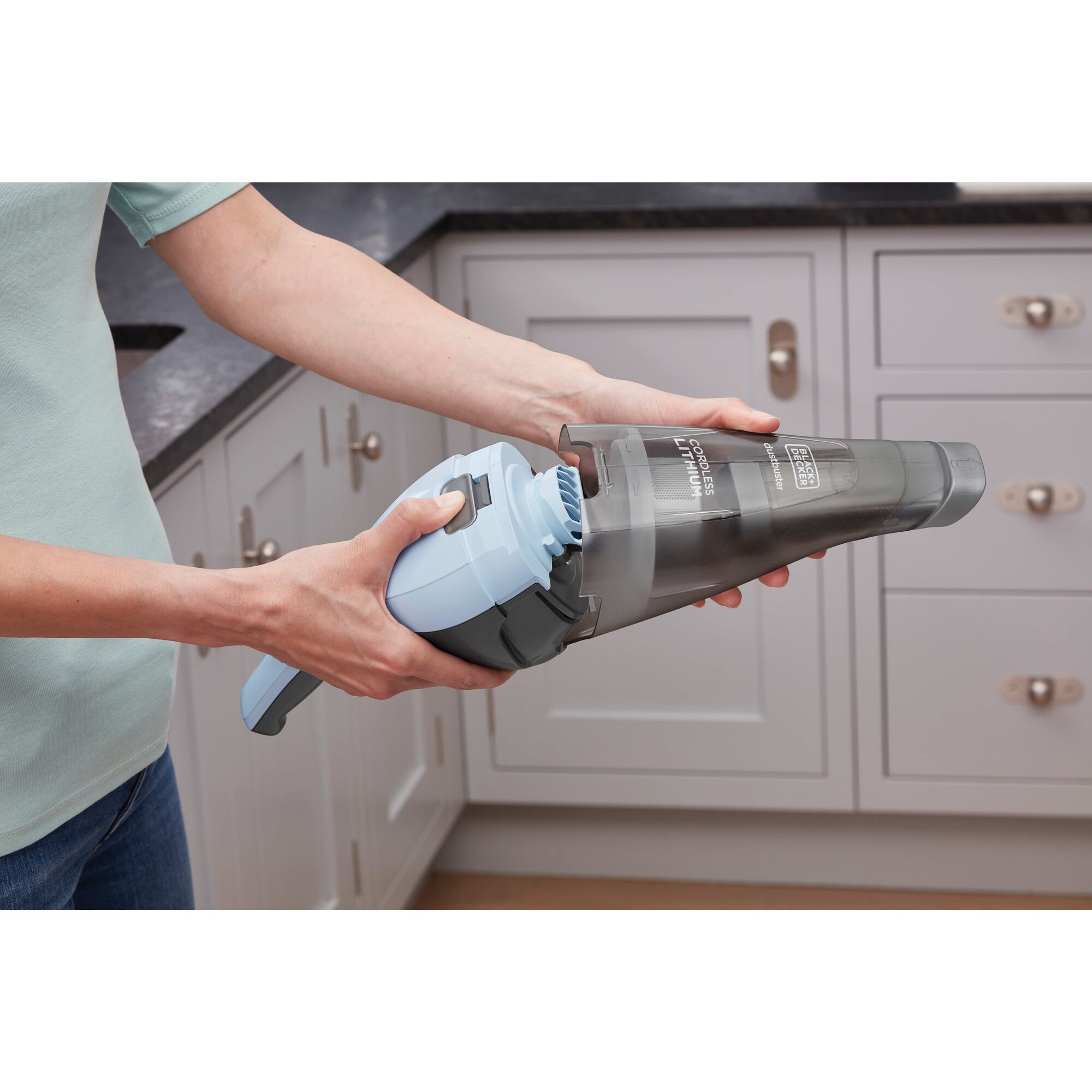 BLACK+DECKER dustbuster 7.2V Cordless Hand Vacuum photo 7