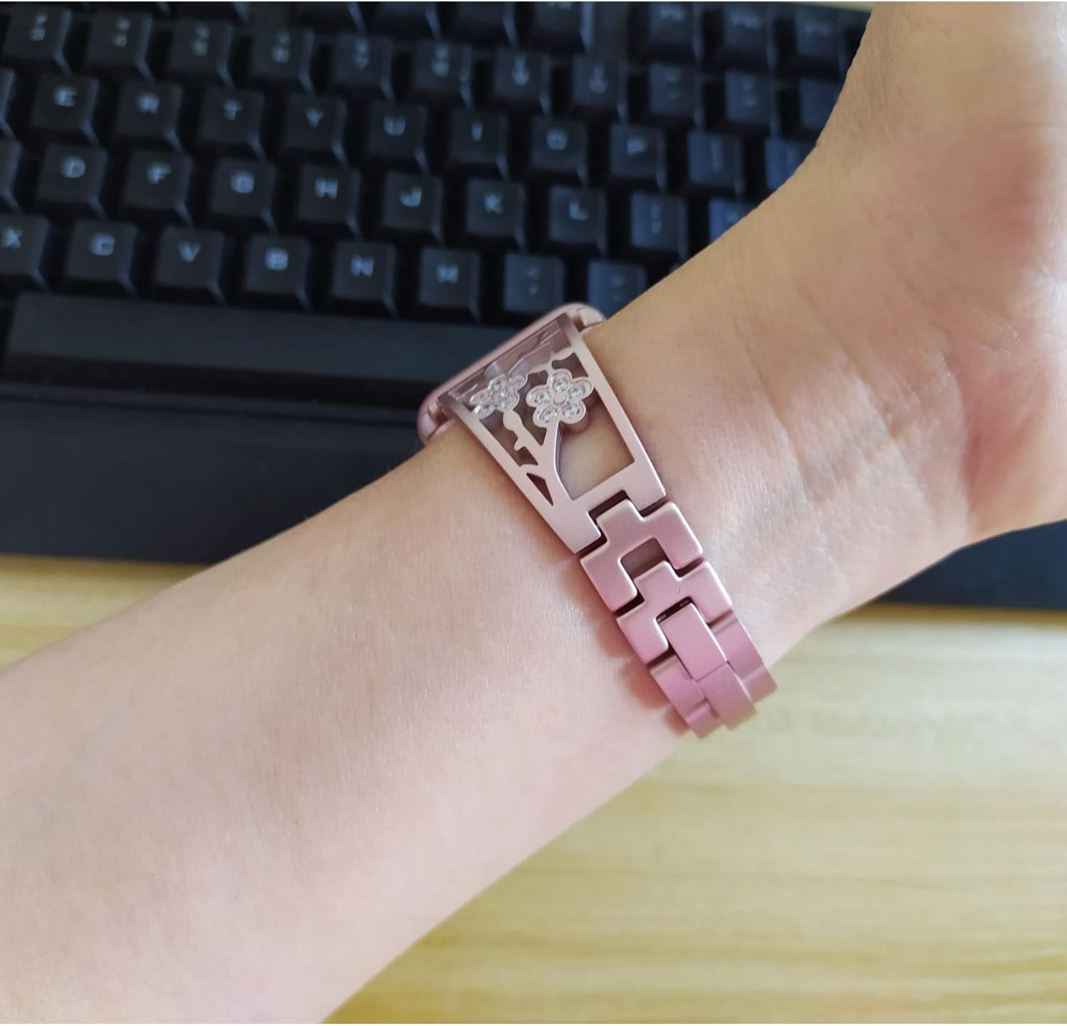 REQO Stainless Steel Bracelet Compatible with Fitbit Sense 2/Sense/Versa 4/Versa 3, Women Bling Replacement Bands Dressy Luxurious Wristbands for Ladies