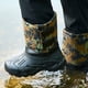 thumbnail image 3 of Zapatos de pesca en la nieve resistentes al frío, zapatos de invierno antideslizantes para hombres, zapatos de algodón con forro polar grueso e impermeable de EVA, 3 of 4