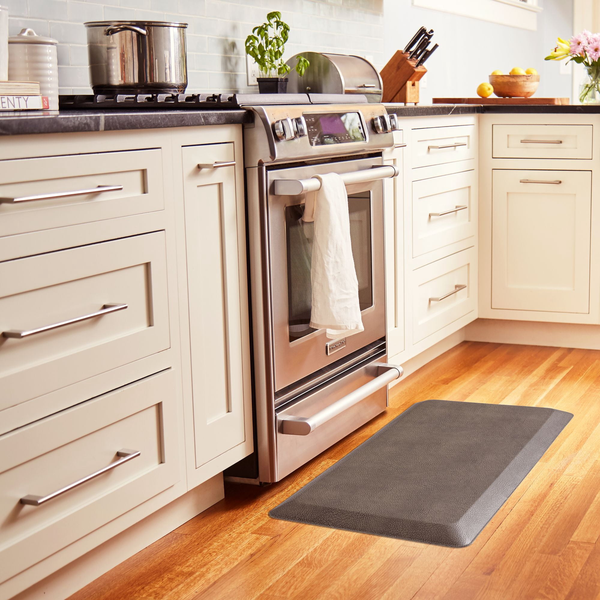 Emeril Lagasse Comfort Air Textured Kitchen Mat, Grey, 19.6"x39"