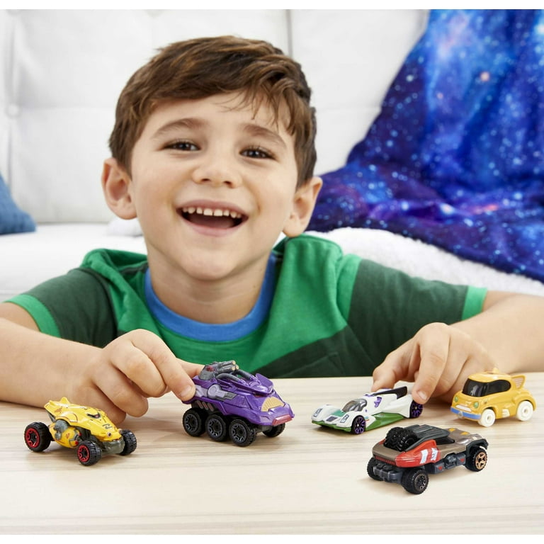 Disney Pixar Lightyear Hot Wheels 5-Pack Bundle: Character