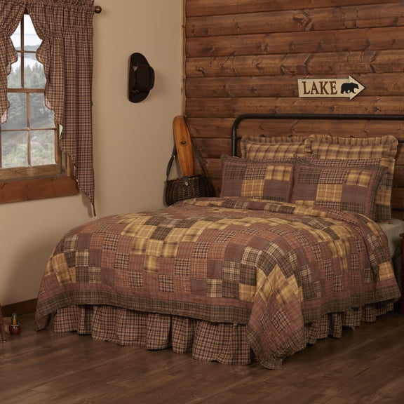 VHC Brands Prescott 3 Piece Quilt Set (1 Queen Quilt, 2 Standard Shams)