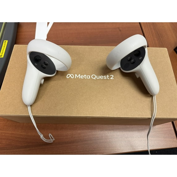 Pre-Owned Meta Quest 2 (Oculus) - Advanced All-In-One Virtual Reality Headset - 256GB
