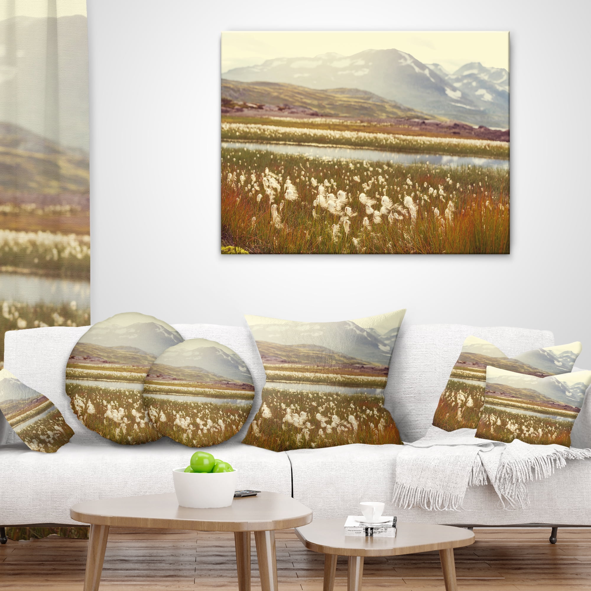 Designart Arctic Cotton Flowers Meadow - Flower Throw Pillow - 16x16