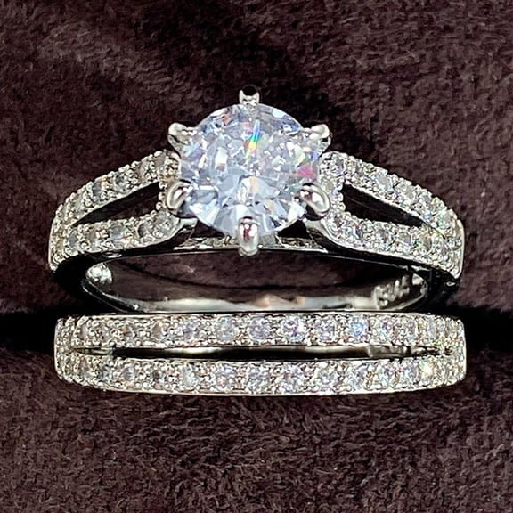 APIPEE 2pcs His and Hers Wedding Ring Sets Couples Engagement Rings Women and Men 925 Sterling Silver AAA Cubic Zirconia Luxurious