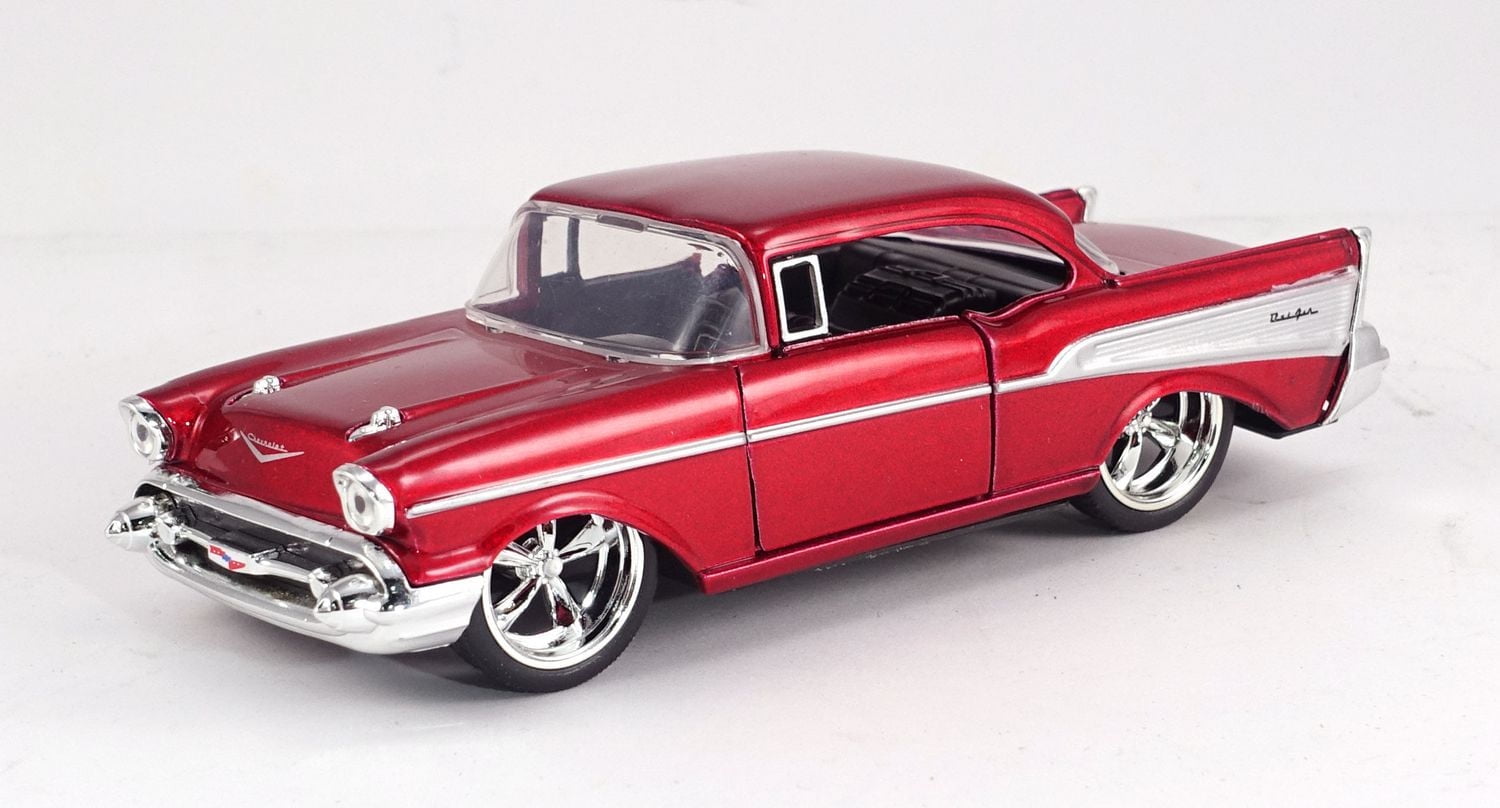 Véhicule-jouet BTM 1957 Chevy Bel Air-Hard Top de Jada