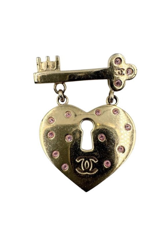 Pre-Owned CHANEL Heart Brooch 02P Gold Key Motif