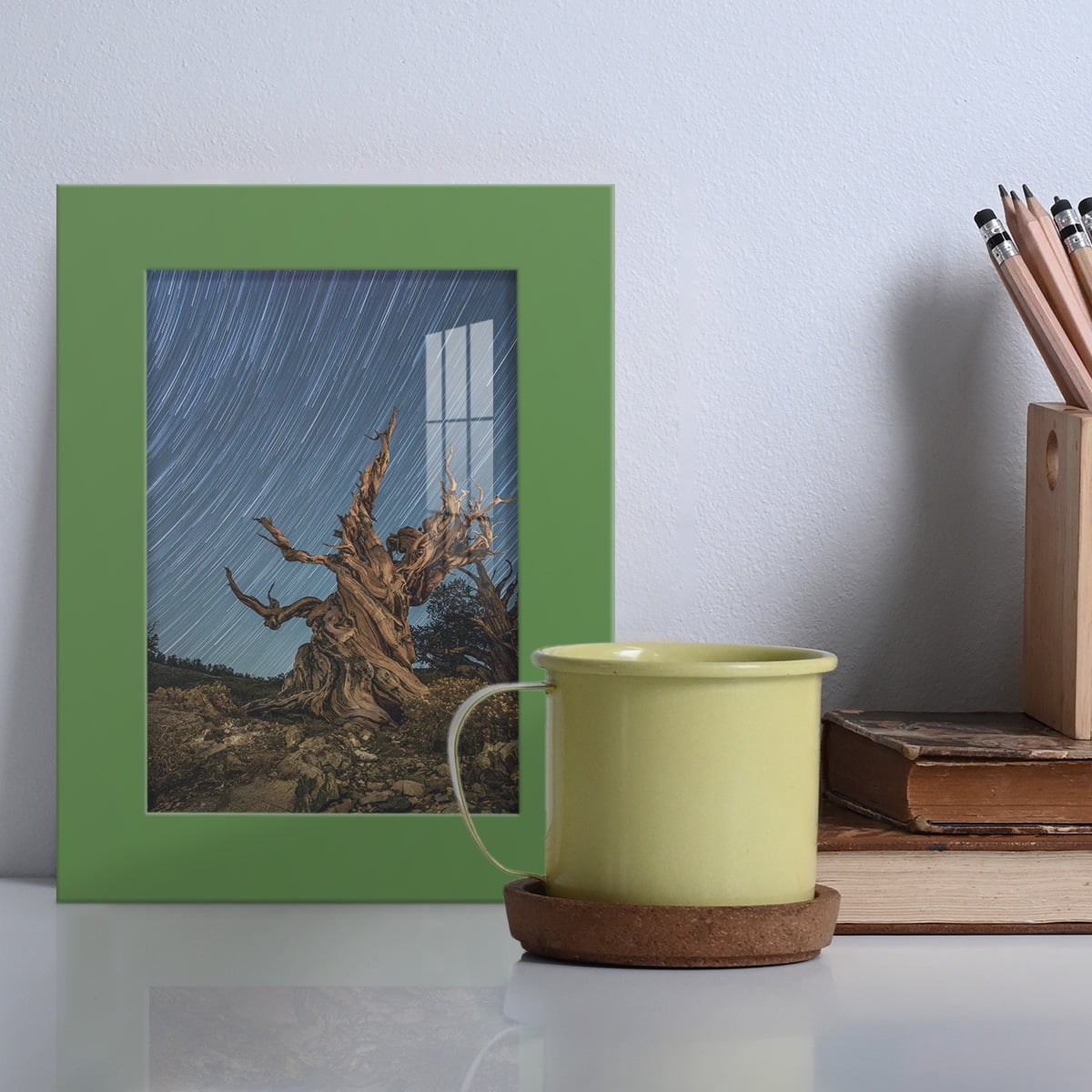 Modern 3.5 in. x 5 in. Green Picture Frame (Set of 4)