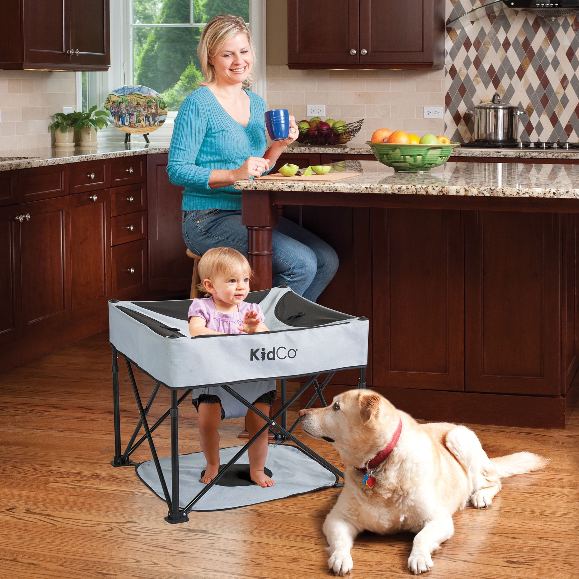 KidCo GoPod Adjustable Height Travel Activity Seat w Floor Mat