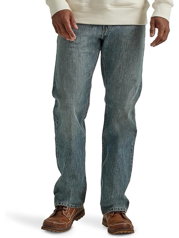 Wrangler Men's Athletic Fit Jean - Walmart.com