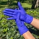thumbnail image 3 of Guantes de Nitrilo Desechables para Examen Azul Cobalto Talla Chica, Caja Dispensadora con 100 Piezas Uniseal, 3 of 4