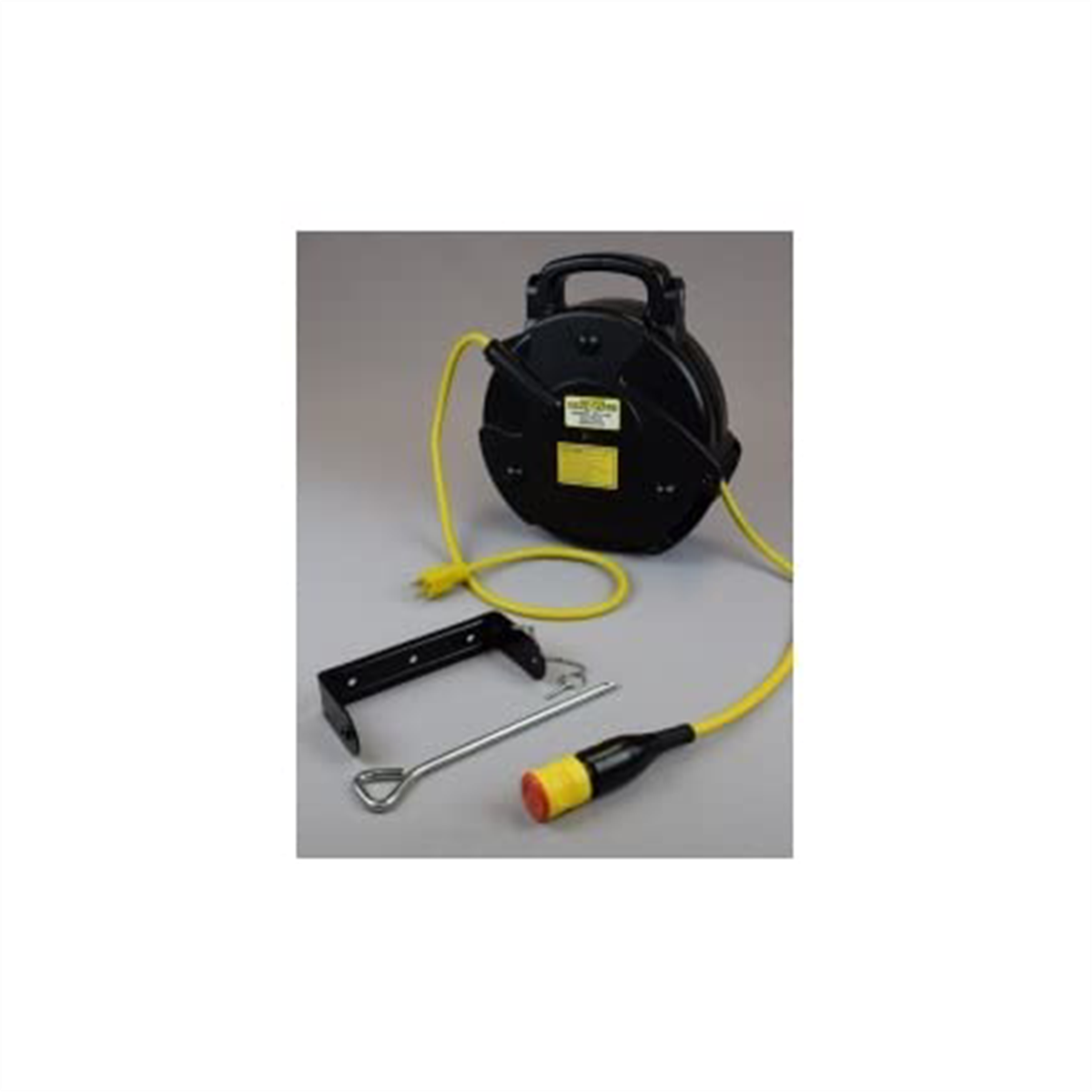 General Manufacturing MID-SIZE POWER SUPPLY REEL 40' 12/3 SJTOW CORD 15AMP SAF-T-LOK OUTLET