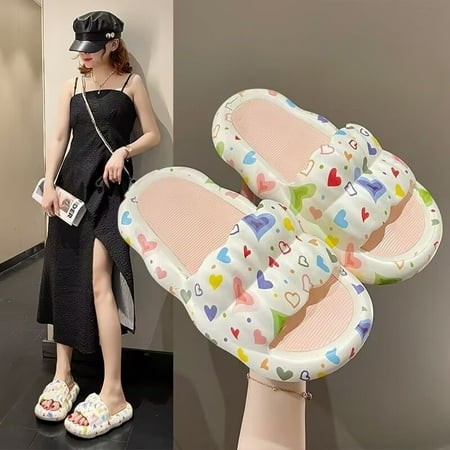 Sandals Cloud Shoes for Women 2024 Junior Cute Summer House Pink Slides Kawaii Woman Slippers Home Indoor on Offer New Style 39