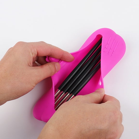 YOSADIER Portable Silicone Makeup Brush Holder in Rosy , Lightweight Organizer for Travel and Home Use