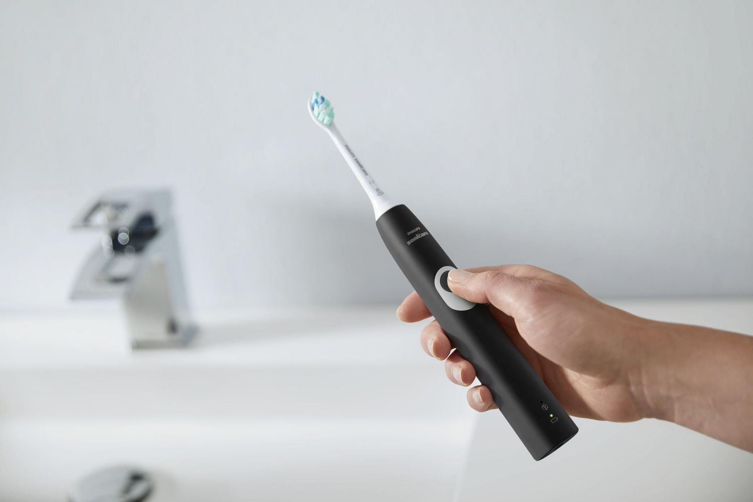 Philips Sonicare ProtectiveClean 4100 Brosse à Dents Électrique Rechargeable, Noir, HX6810/50 1 Brosse à dents électrique