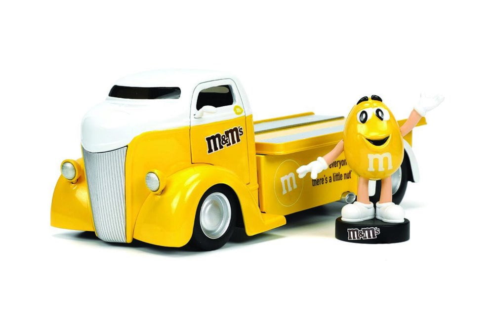 m&m's YELLOW&1947 FORD COE FLATBED(未開封品) m&m's YELLOW&1947 FORD COE FLATBED(未開封品) M&M'S 1/24 ミニカー