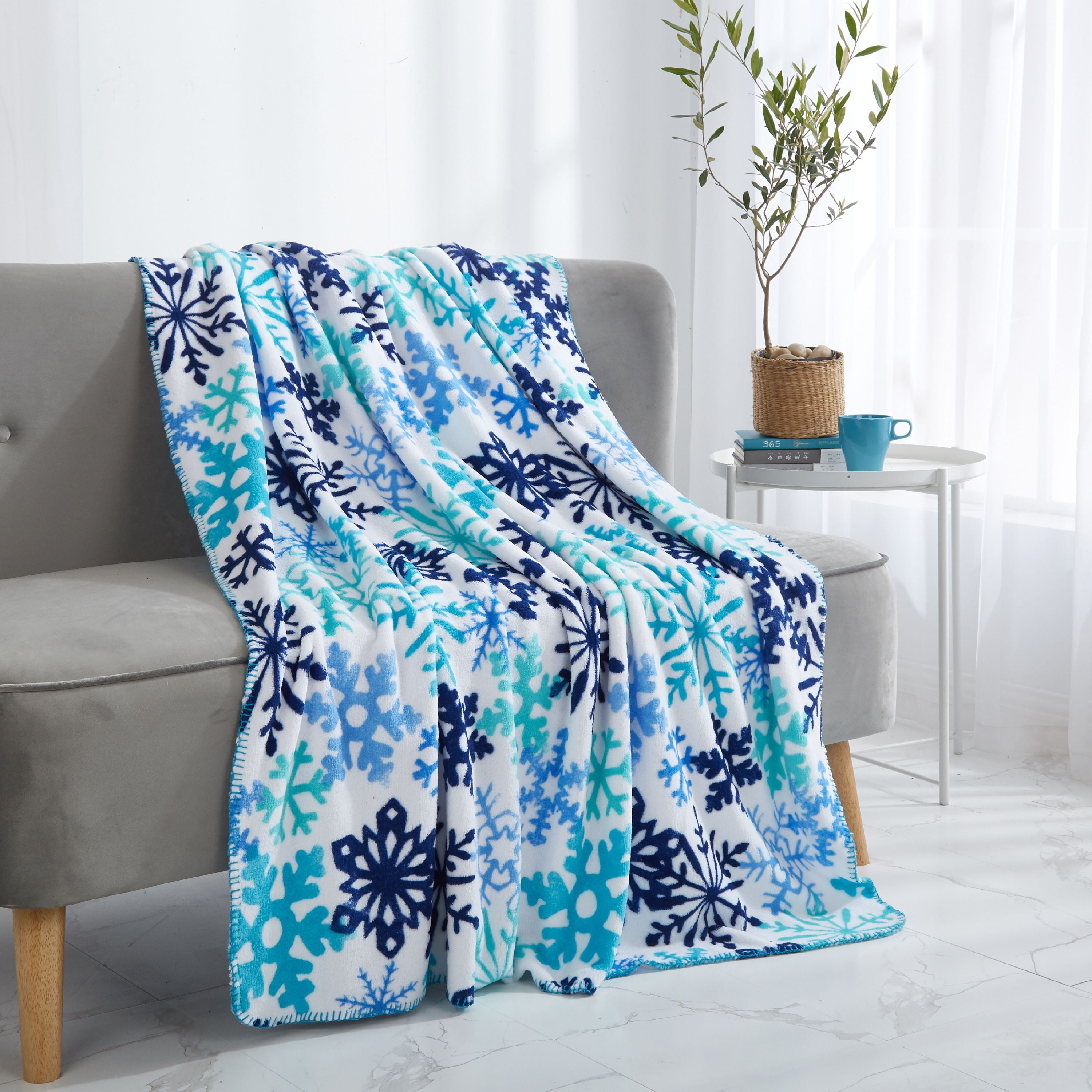 Mainstays Micro Plush Throw Blanket, Available in multiple prints - Walmart.com