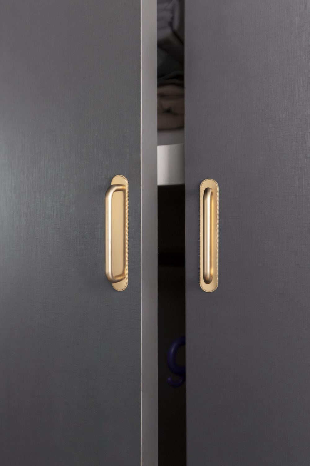 Goo-Ki 2 Pack 5''(128mm) Hole Center Champagne Bronze Cabinet Pulls with Backplate, Zinc Alloy Minimalist Style Cabinet Handles for Drawer,Dresser,Cupboard Wardrobe Cabinet (2218-g019)