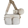 thumbnail image 3 of BOLSA MICHAEL KORS ORIGINAL XBODY MEDIUM POKET CUERO BLANCO + ESTUCHE AIRPODS, 3 of 9