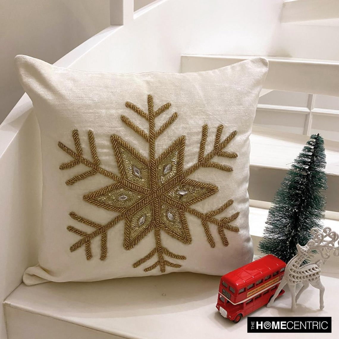 Handmade Throw Pillow cover, 18"x18" Gold Velvet Pillow Cover, Modern Snowflake Handicrafts Pillow Cover For Sofa Couch, Hotels, living Room, Bed Room - Gold Flake